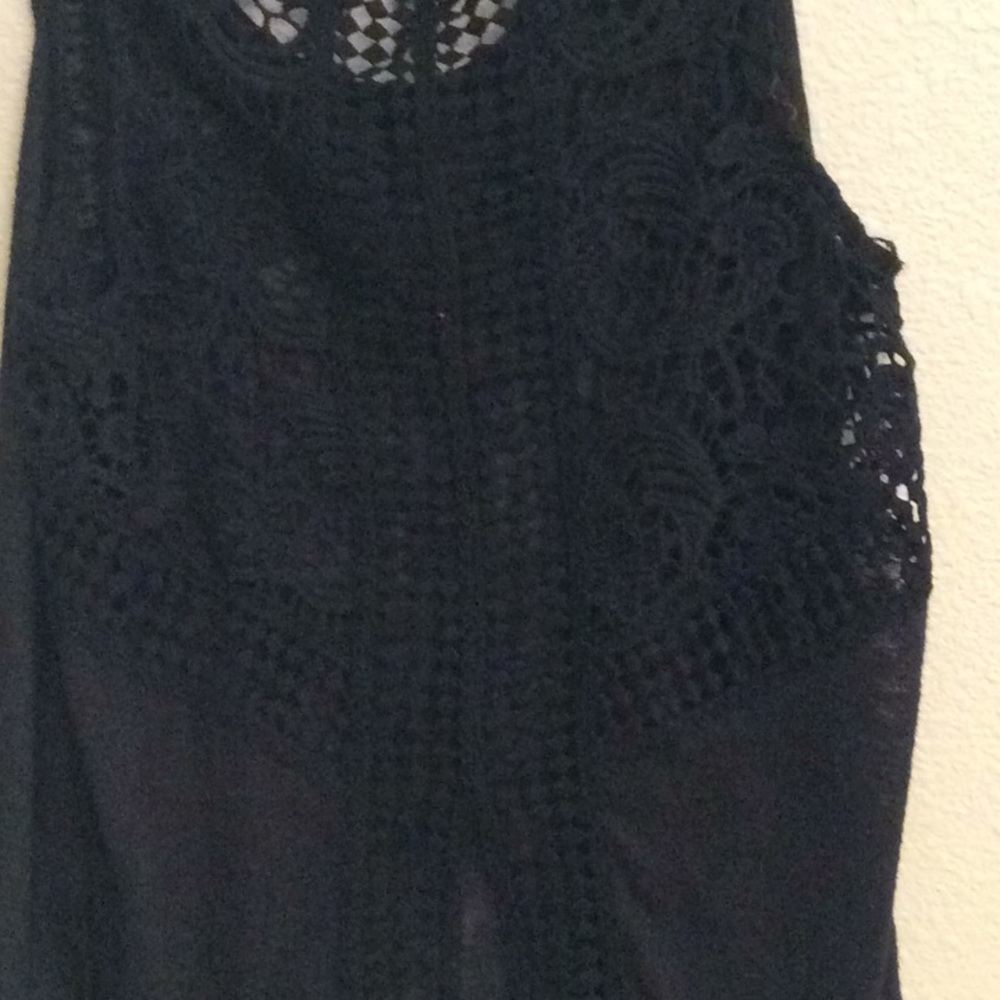 Tank top - Picture 2 of 3